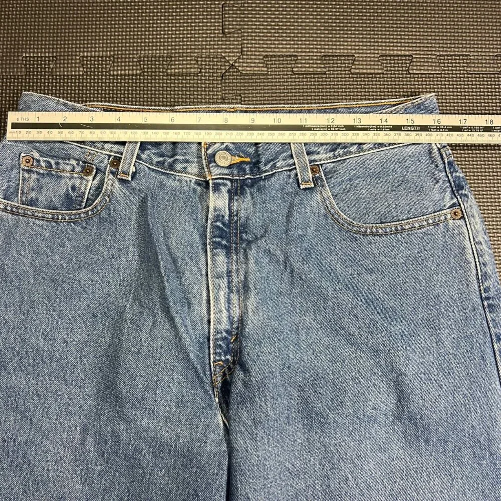Levis 560 Loose Fit Straight Leg Womens Jeans 14 Reg Medium Blue Denim - Picture 5 of 6